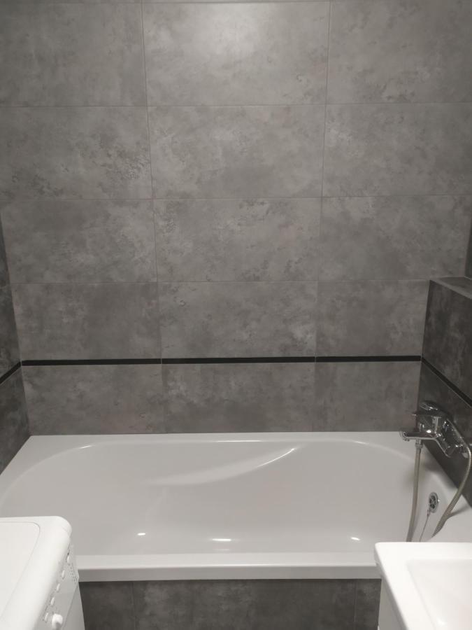 Затишна Квартира Ternopil Extérieur photo